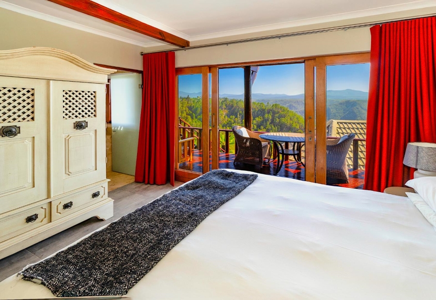 4 Bedroom Property for Sale in Phantom River View Western Cape